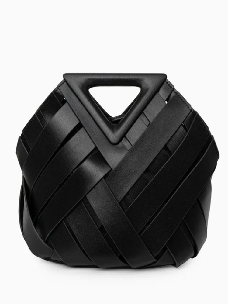 Sophisticated Woven Leather Handbag – Timeless & Elegant