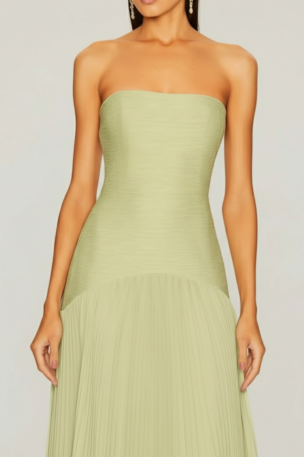 Elegant Strapless Drop-Waist Pleated Maxi Dress – Timeless Evening Silhouette