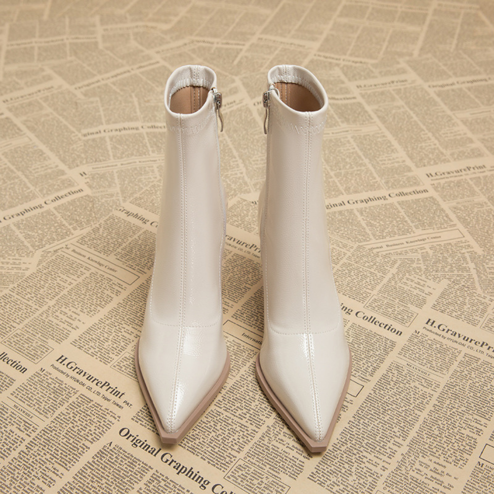 Patent Ankle Boots – Pointed-Toe Block Heel Design