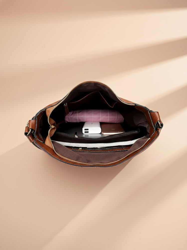 Classic Leather Shoulder Bag – Timeless Style for Work & Everyday