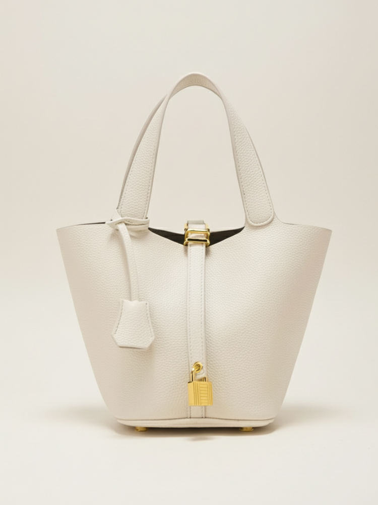 Elegant Leather Bucket Bag – Timeless & Elegant