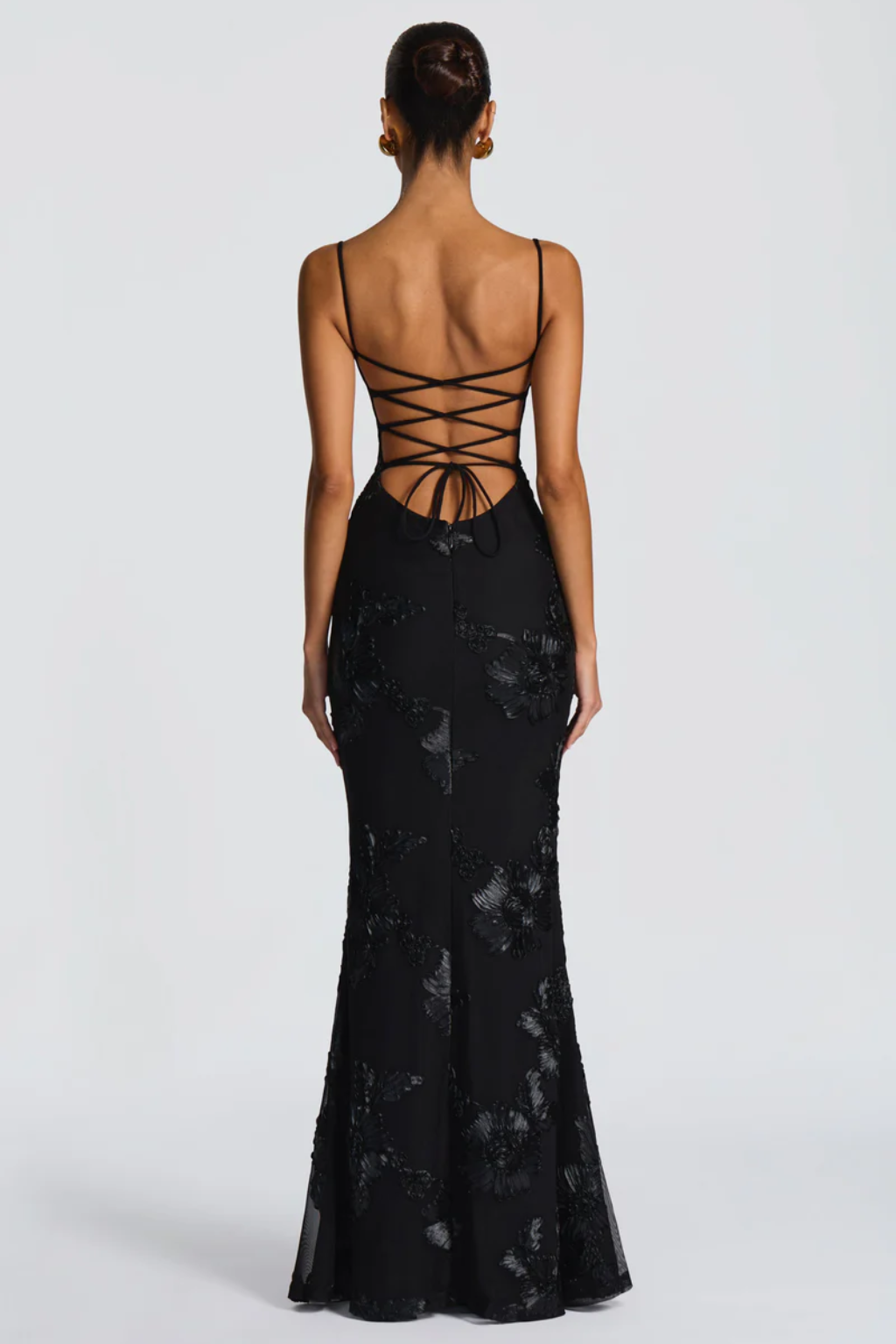 Elegant Floral Maxi Dress – Spaghetti Strap Evening Silhouette
