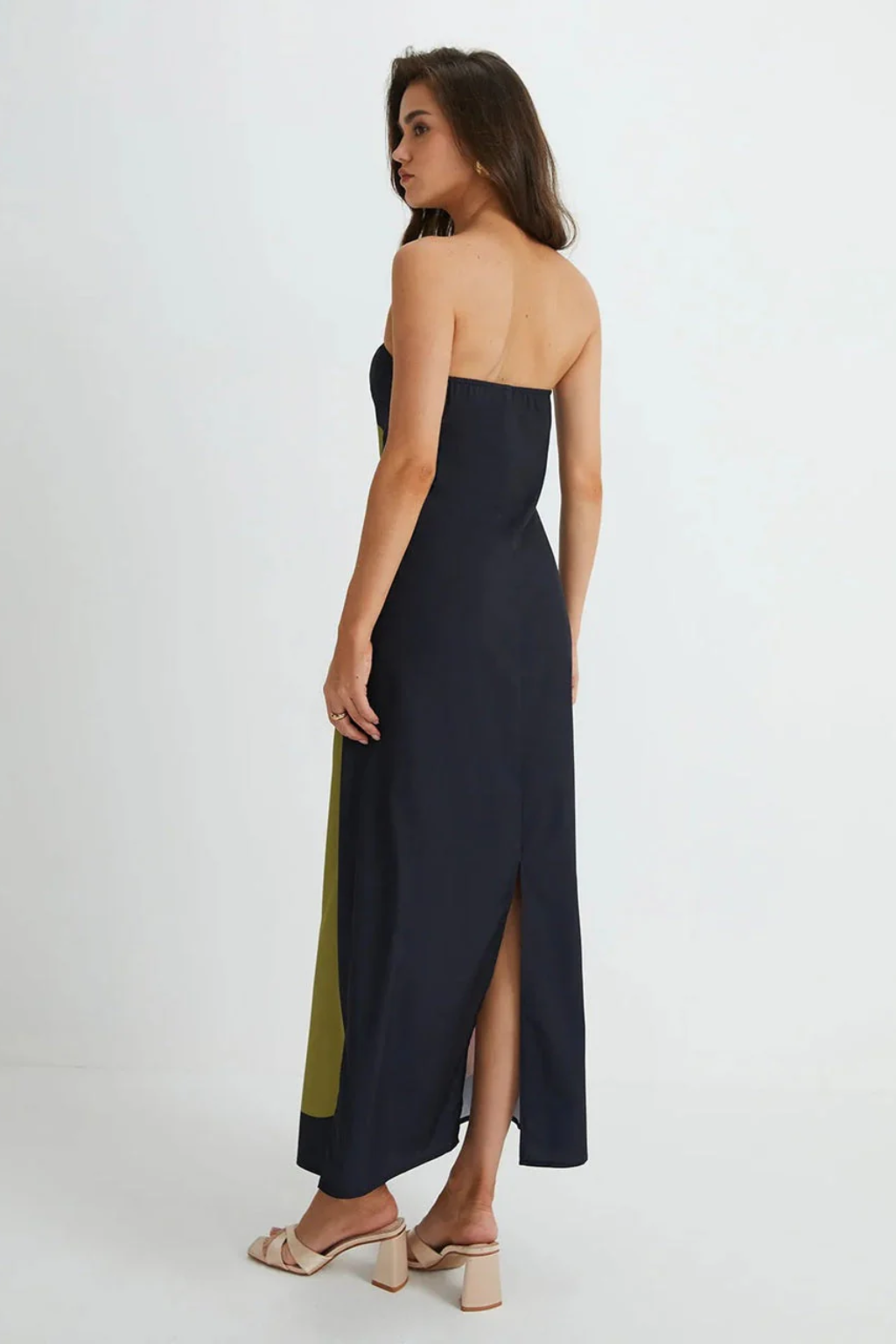 Strapless Abstract Print Maxi Dress – Modern Evening Silhouette
