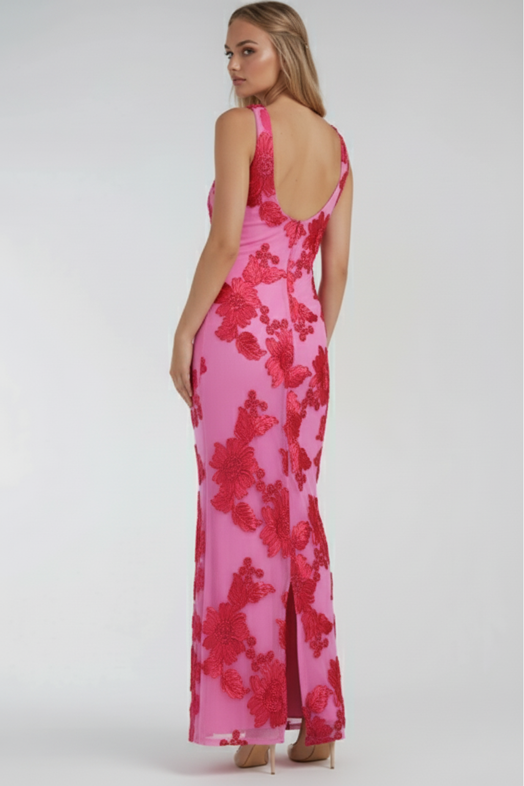 Floral Embroidered Maxi Evening Dress – Sleeveless Round Neck Gown