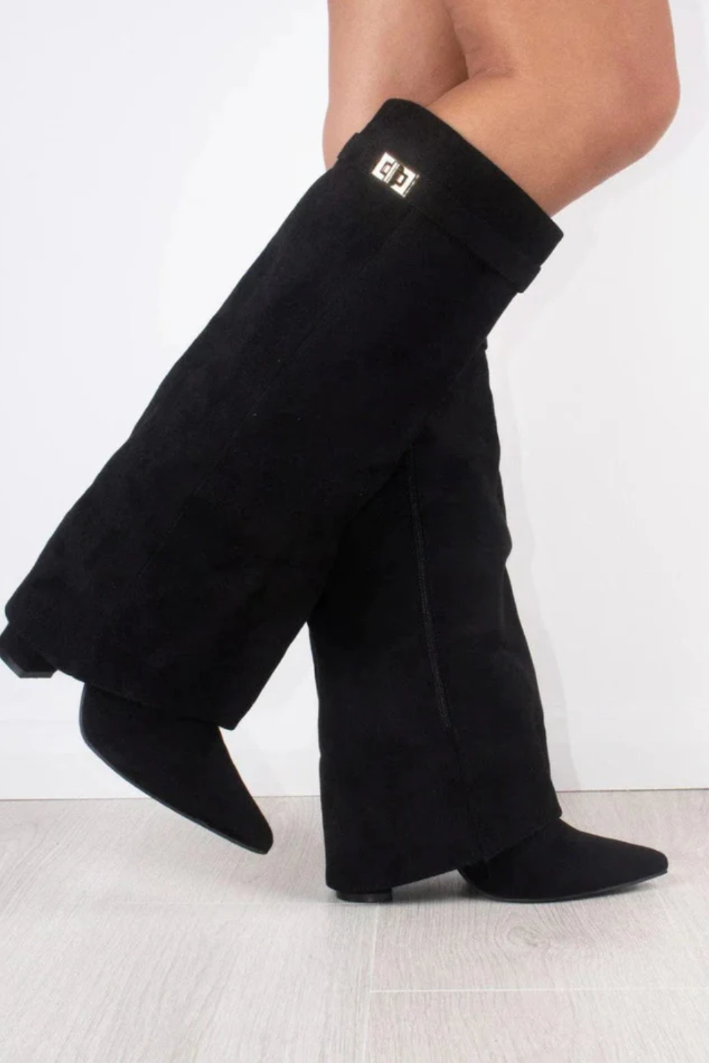 Classic Fold-Over Knee High Boots – Sophisticated Pointed-Toe Design