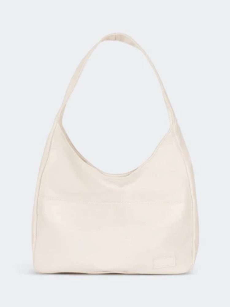 Chic Leather Shoulder Bag – Modern & Versatile