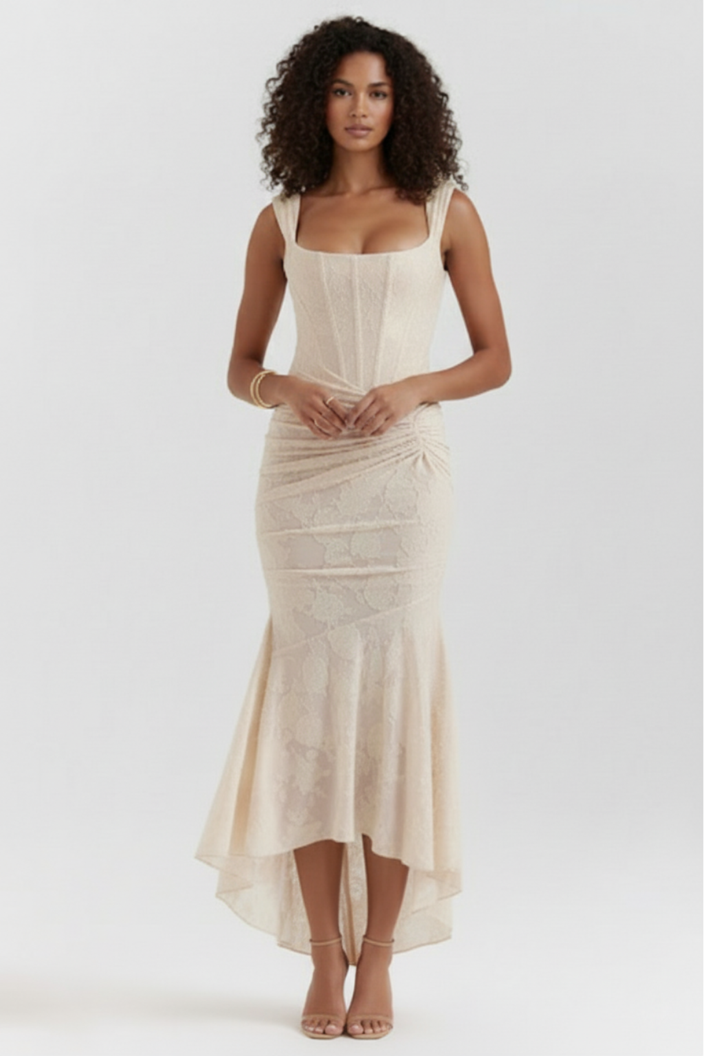Elegant Sleeveless Corset Maxi Dress – Ruched Waist & Floral Lace Detail