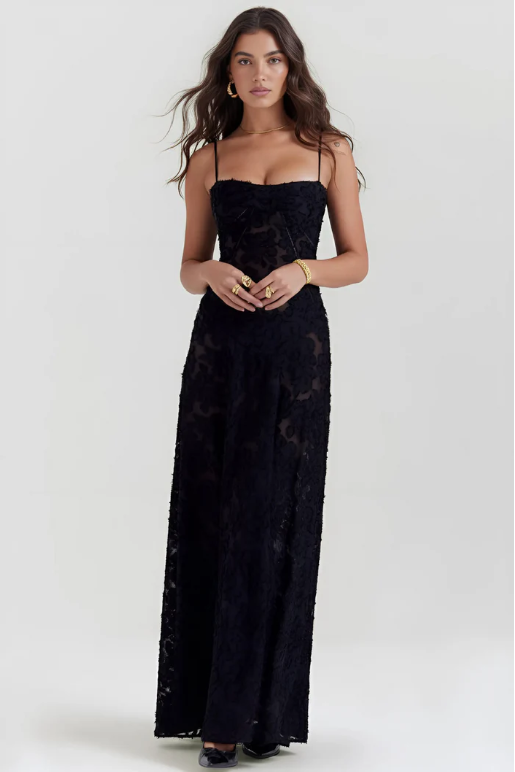 Elegant Spaghetti Strap Maxi Dress – Timeless Evening and Wedding Guest Style