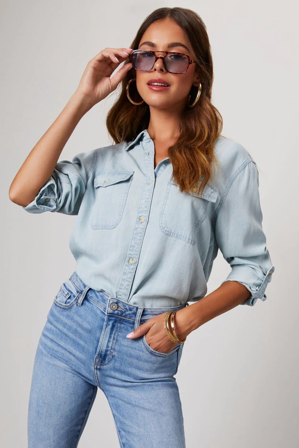 Classic Button-Up Denim Shirt – Long Sleeve Relaxed Fit