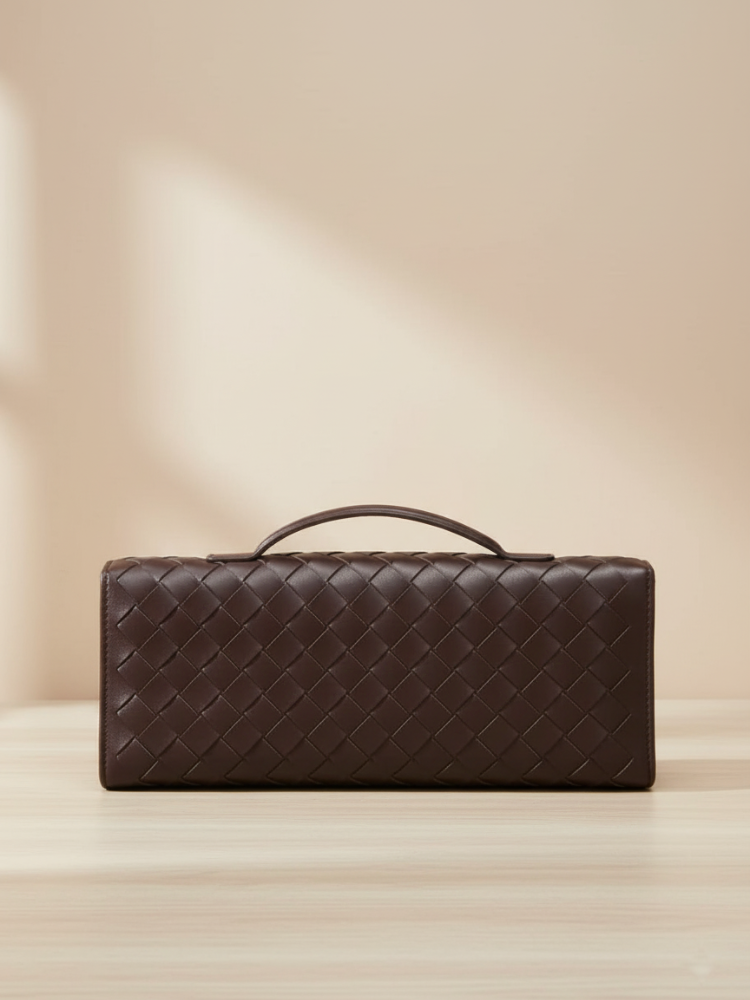 Elegant Woven Leather Shoulder Bag – Modern Sophistication