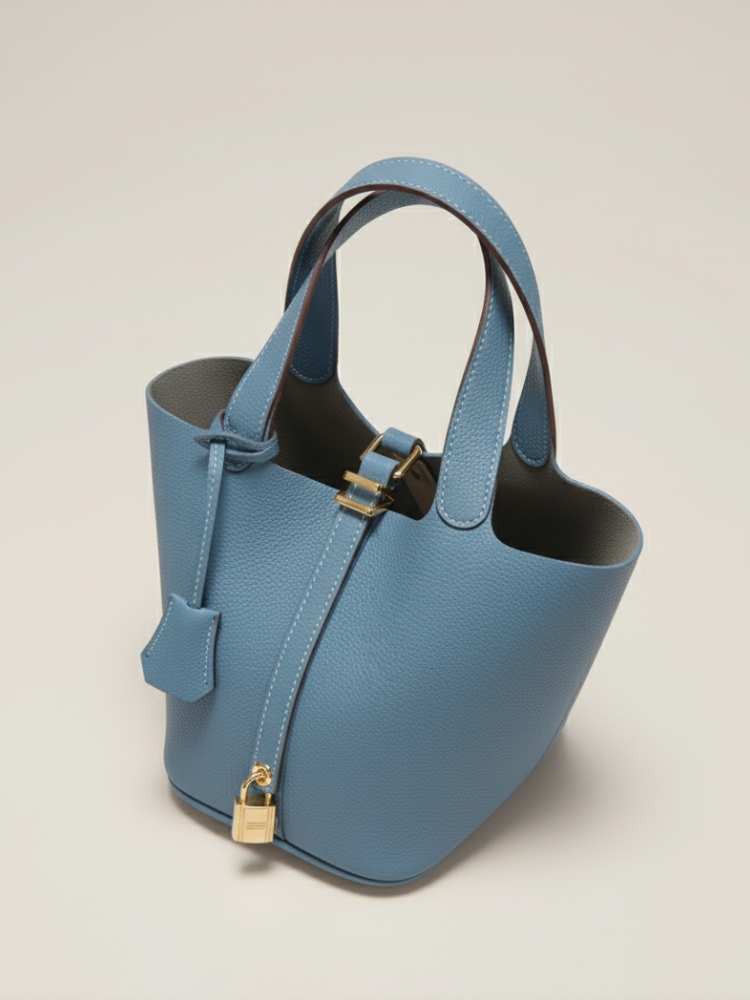Elegant Leather Bucket Bag – Timeless & Elegant
