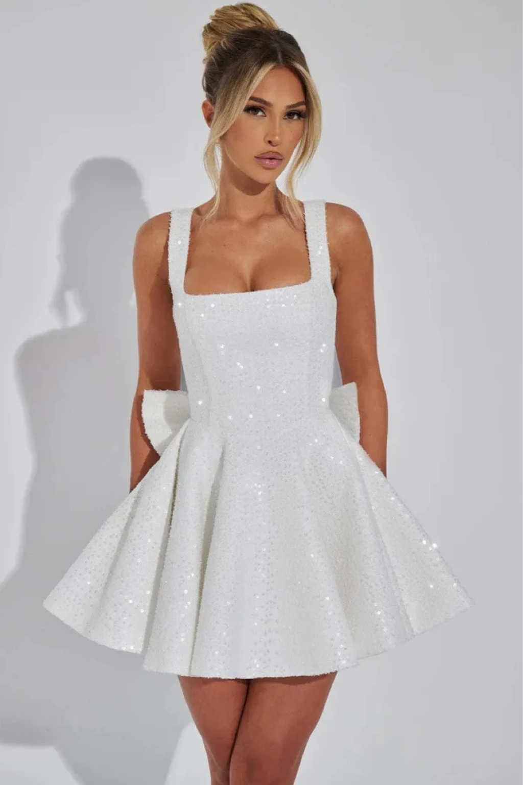 Elegant Square Neck Mini Dress – Flared Fit-and-Flare Silhouette