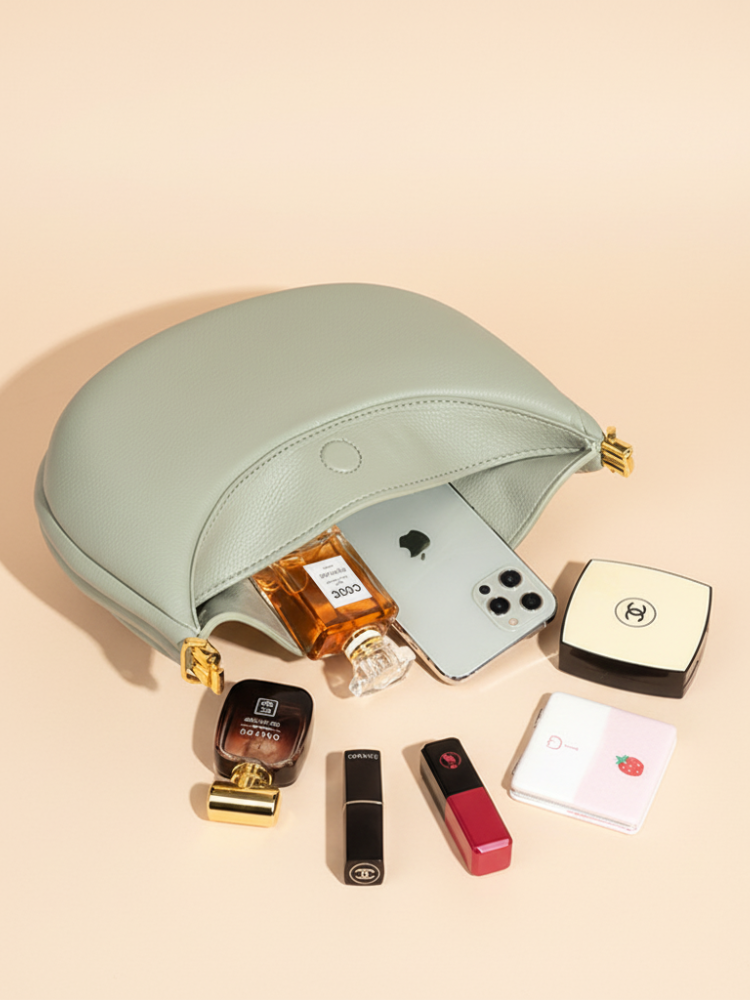 Elegant Leather Shoulder Bag – Classic & Timeless