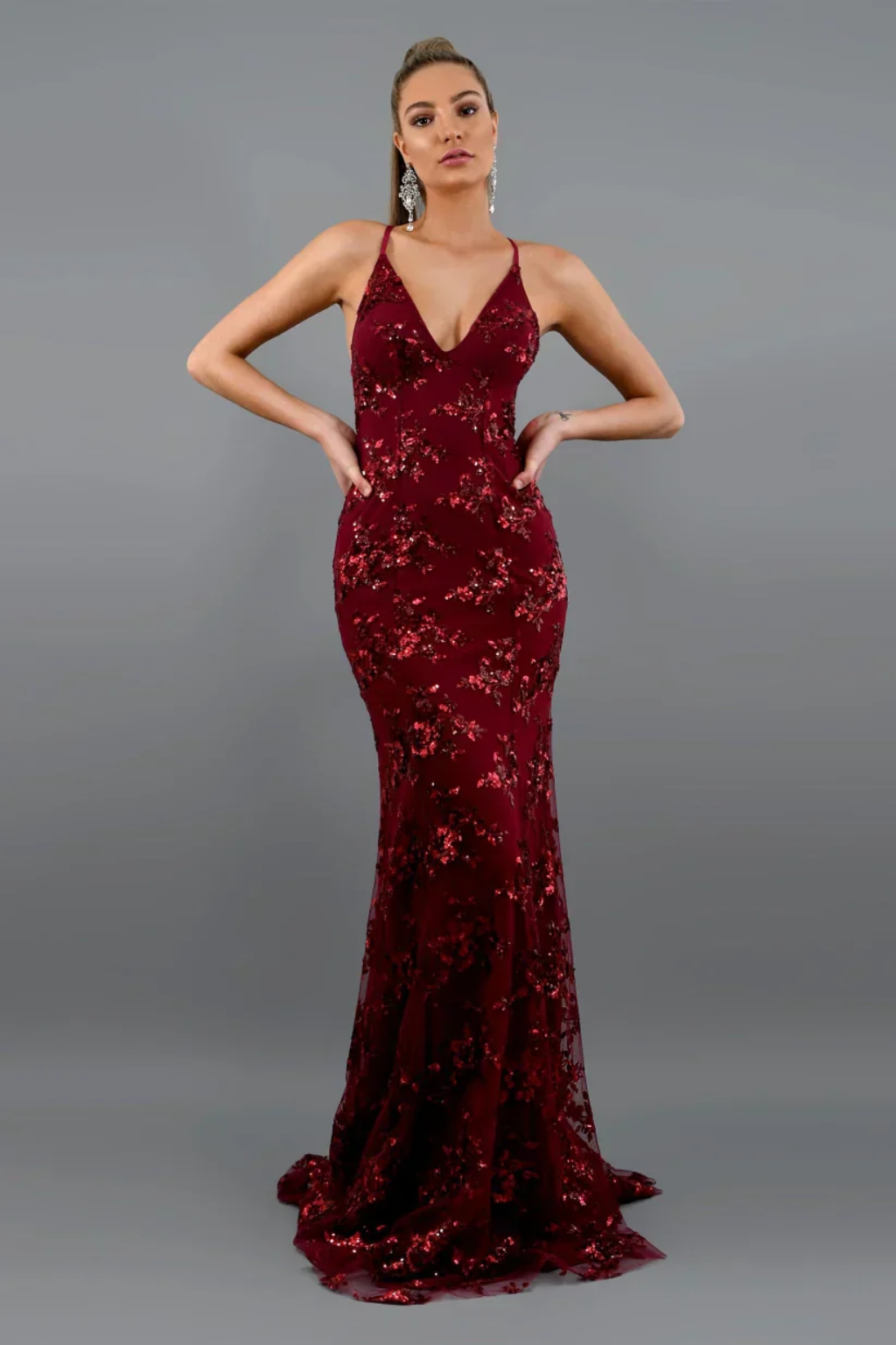 Elegant Maxi Dress – Fitted Spaghetti Strap Evening Gown