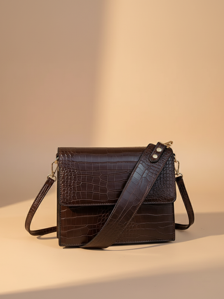Croc-Embossed Leather Crossbody Bag – Sophisticated & Timeless